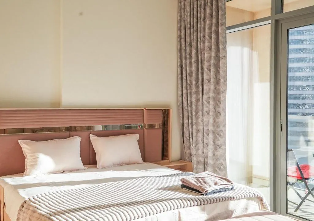 Dreamshoma-1B Spacious Apartment Dubai 0*,  United Arab Emirates